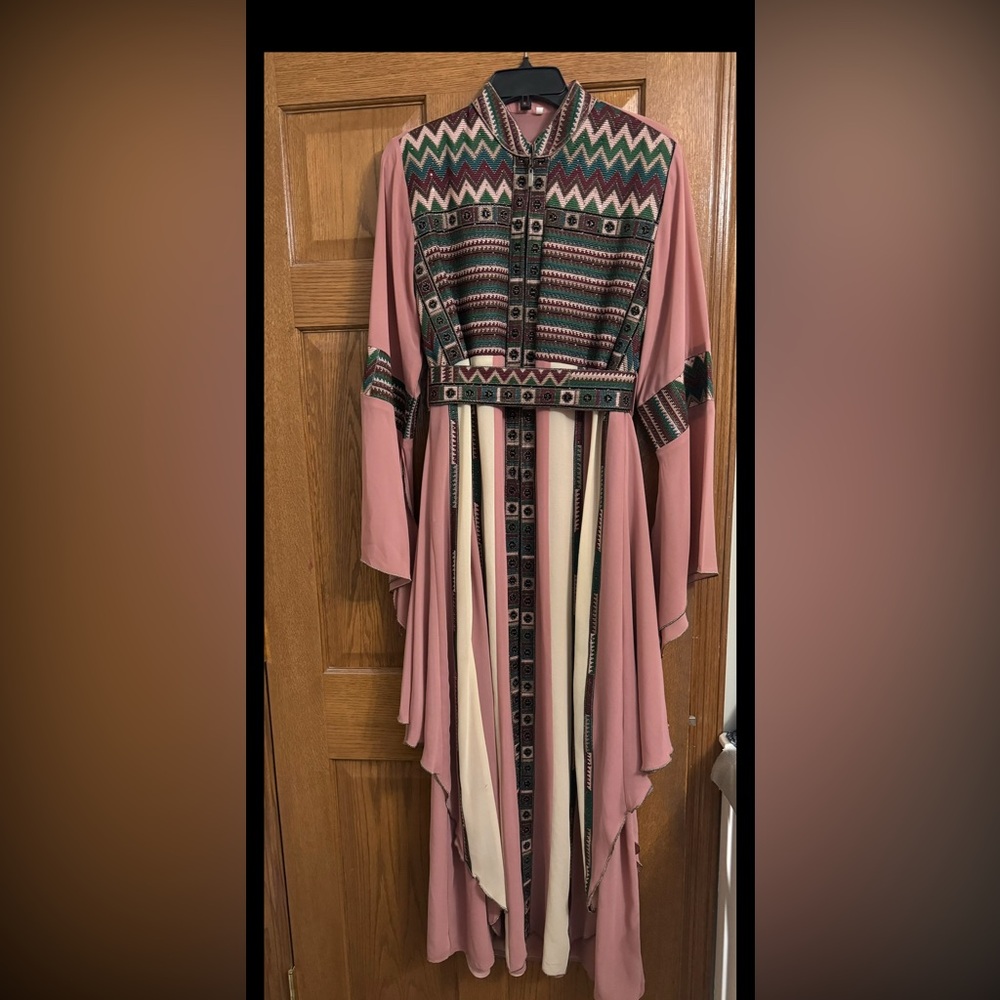 Palestinian embroidery tatreez chiffon dress. 3 pieces. Brand New .